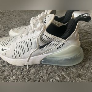 used womens air max 270s size 6